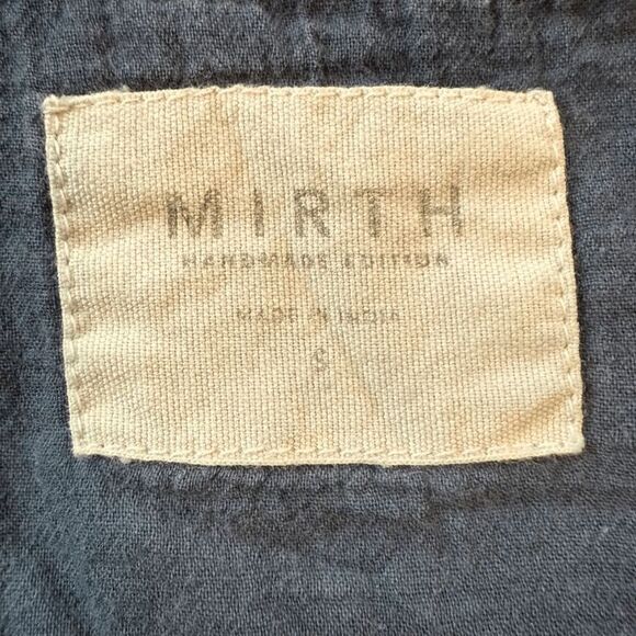 Mirth Women's Patterned Long Sleeves Button Front Tunic Top Blue Small‎ - Picture 3 of 5